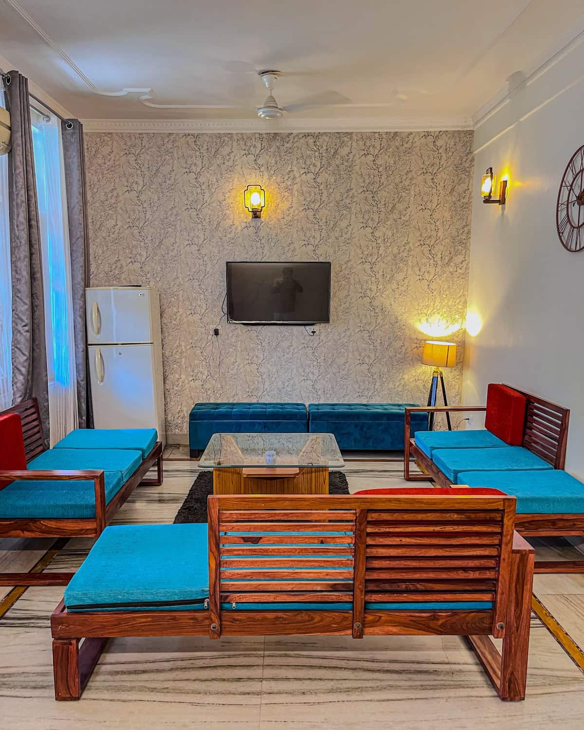 Evara's Ganges Grace Luxury Homestay